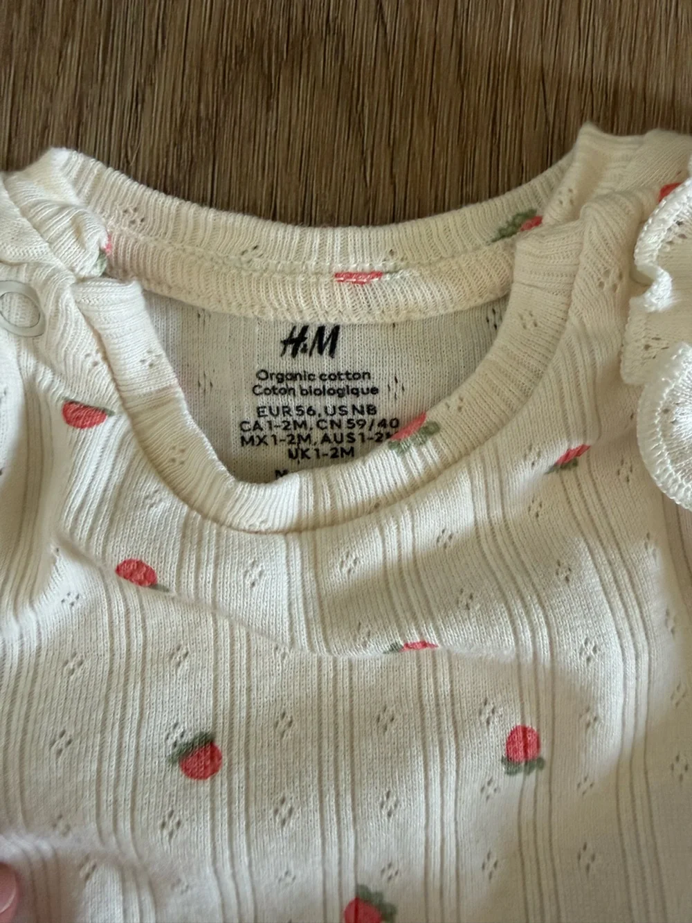 H&M Cream Ribbed Baby Tank & Shorts Set with Pink Strawberry Motif